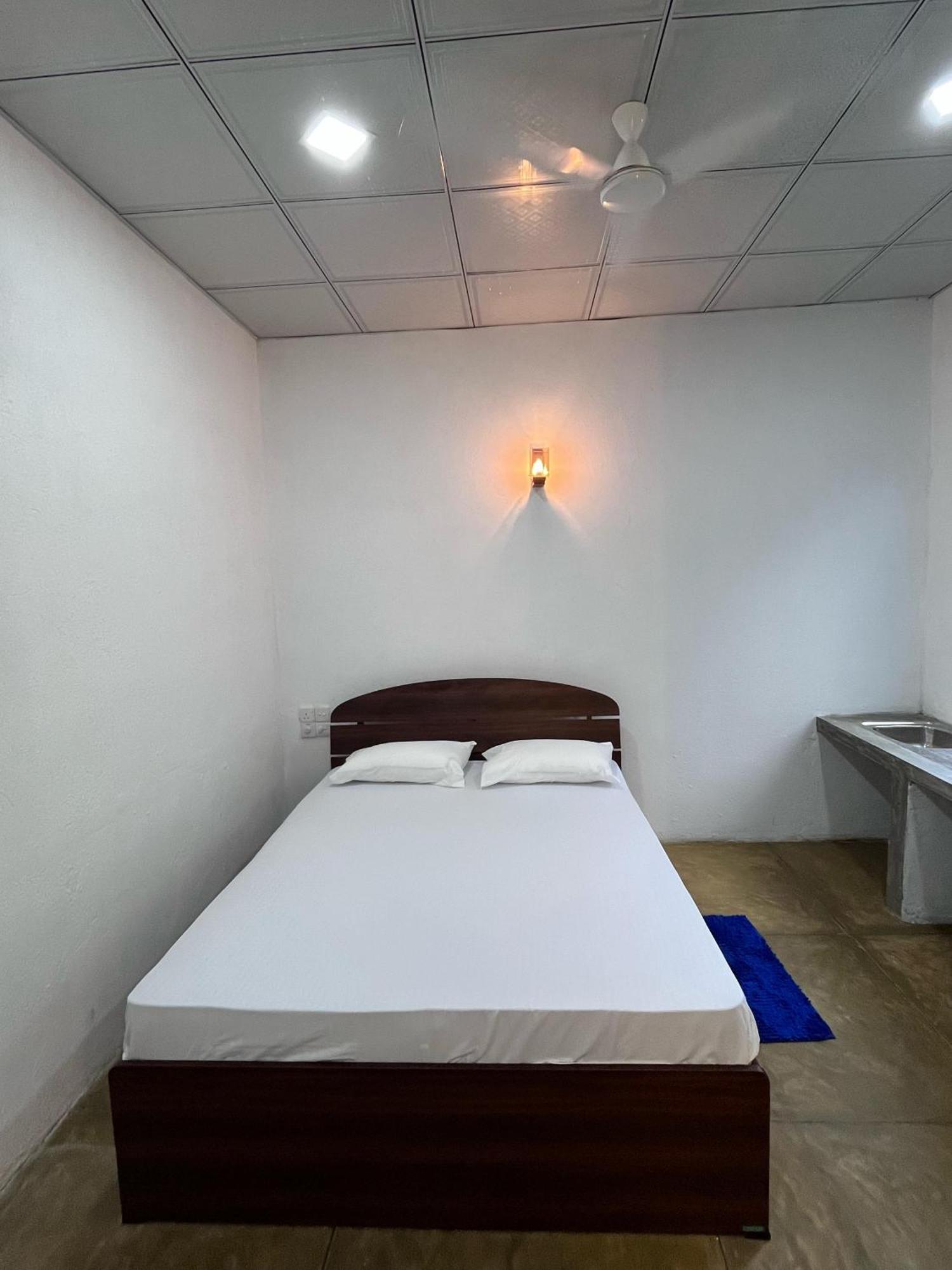 Unawatuna White Villa Eksteriør bilde